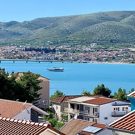 Adriatic Rose 1 * 特罗吉尔