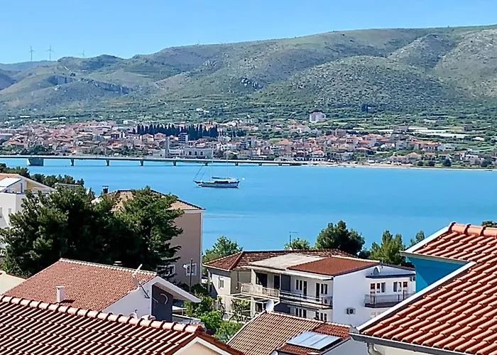 Adriatic Rose 1 * 特罗吉尔